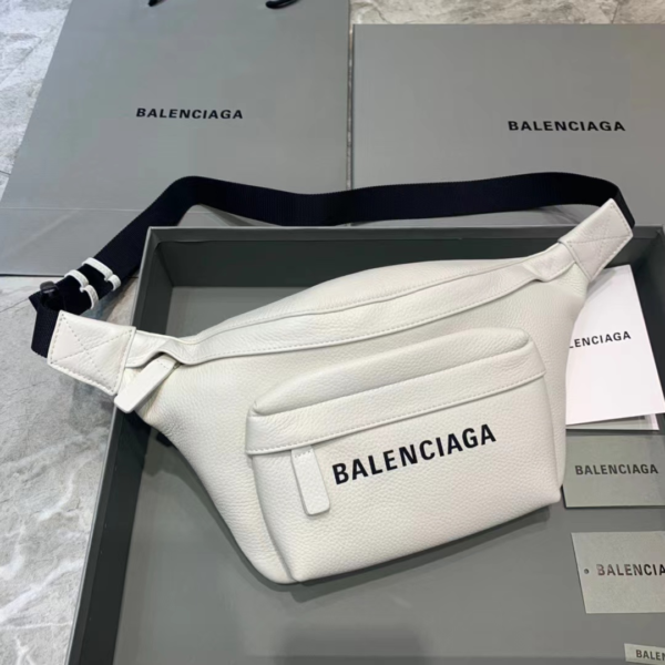 Balenciaga 7