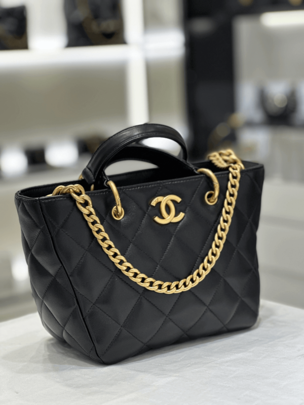 Chanel 11 - Chanel