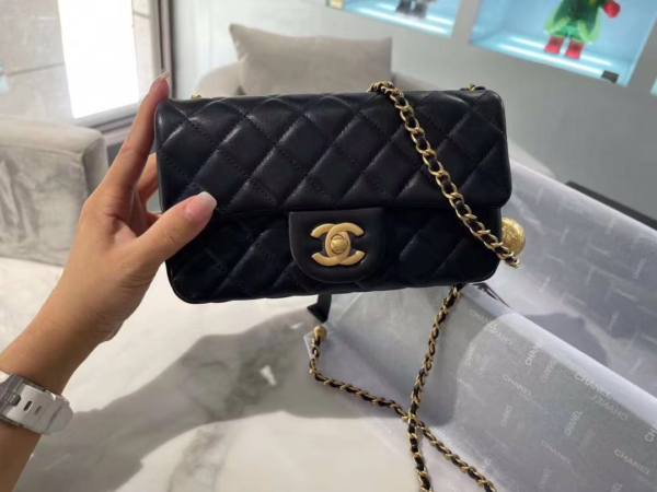 Chanel 15- Chanel