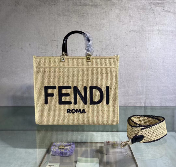 Fendi 16 - Fendi