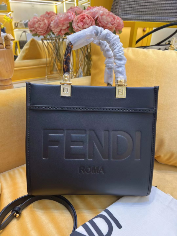 Fendi 24 - Fendi