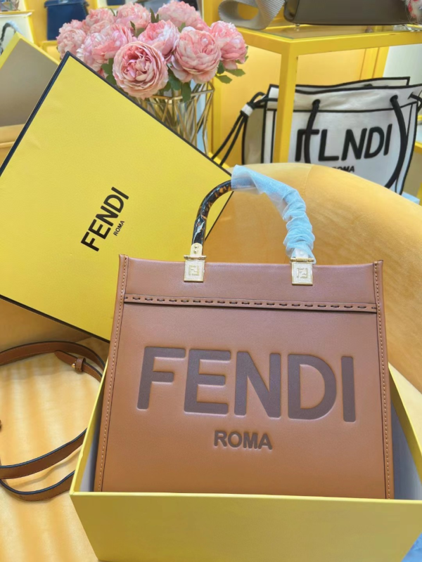 Fendi 26 - Fendi