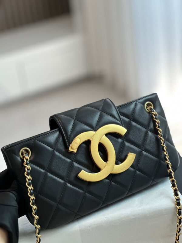 ⁦حقائبنا تناسب ميزانية الجميع  CHANEL⁩ - الصورة ⁦10⁩