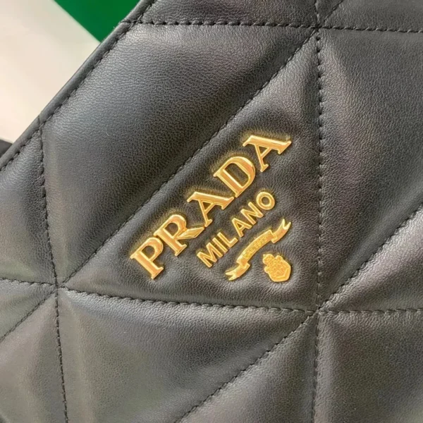 ⁦Prada22⁩ - الصورة ⁦4⁩