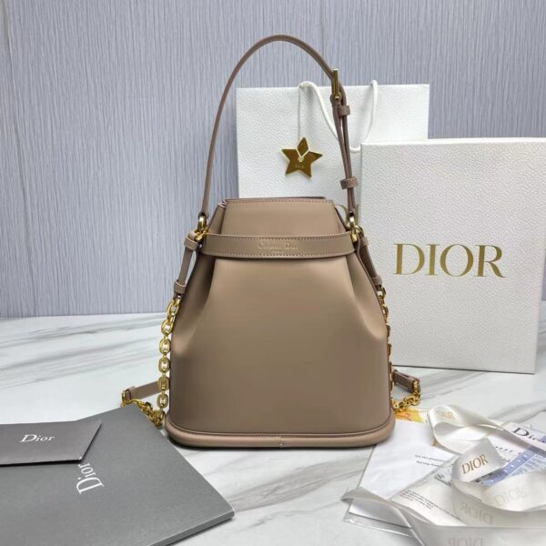 ⁦C'EST DIOR  مجموعة⁩ - الصورة ⁦19⁩