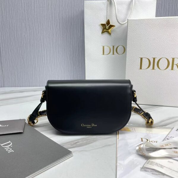 Dior Signature - Image 20