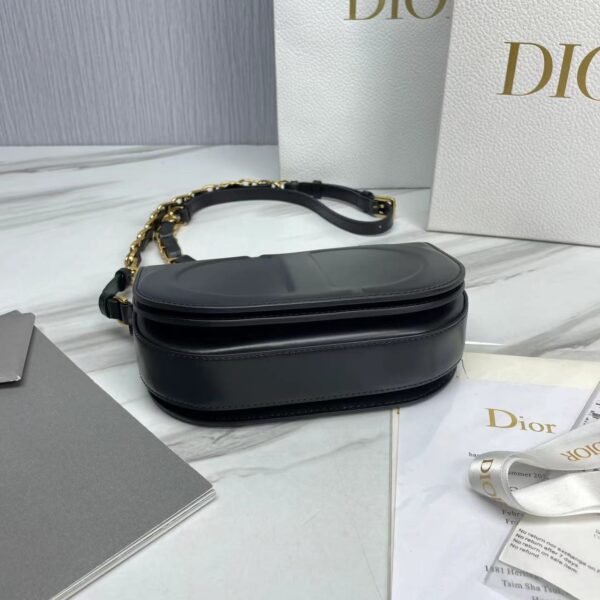 Dior Signature - Image 2