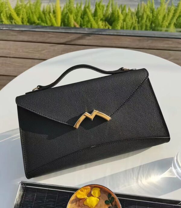 ⁦شنطة الهبه Gabrielle Clutch🟡⁩ - الصورة ⁦3⁩