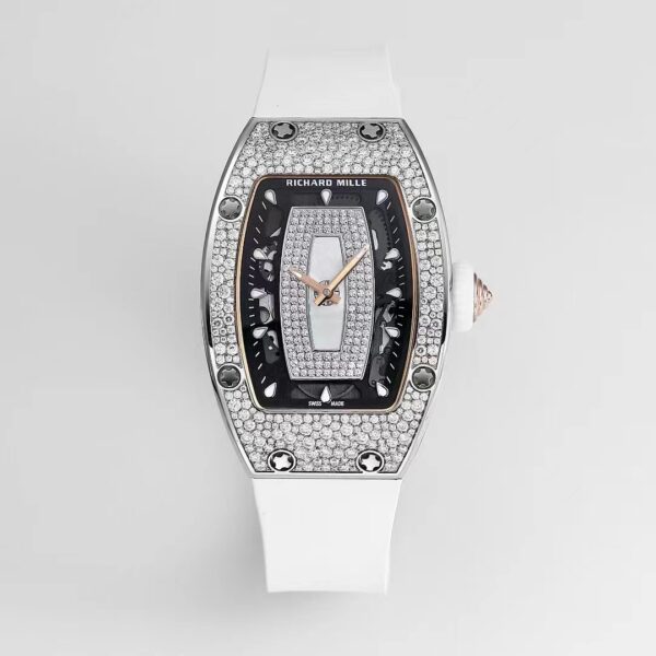 مرآة من كريستال الياقوت Richard Mille