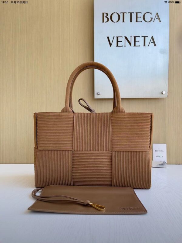 Bottega Veneta