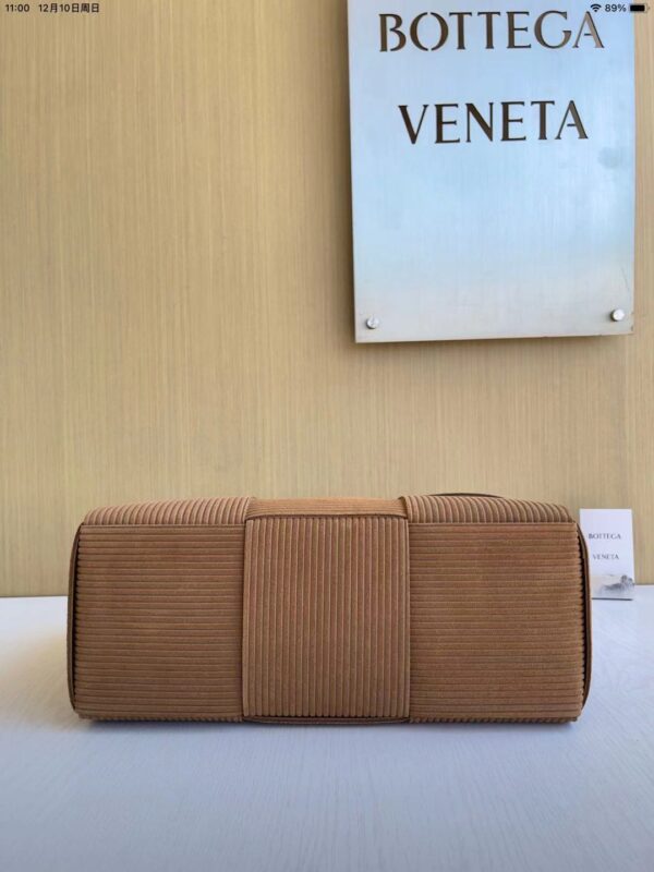 ⁦Bottega Veneta⁩ - الصورة ⁦4⁩