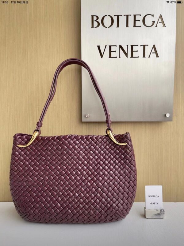 Bottega Veneta