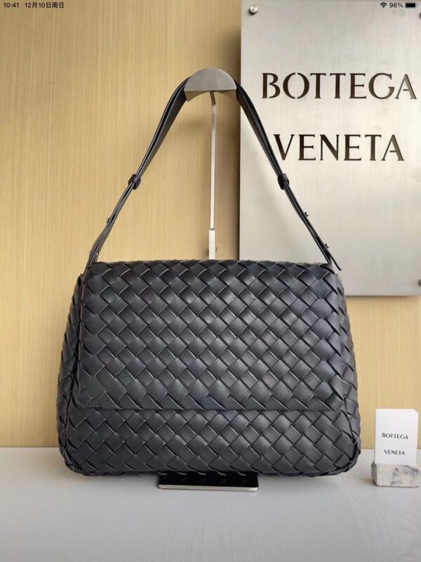 Bottega Veneta