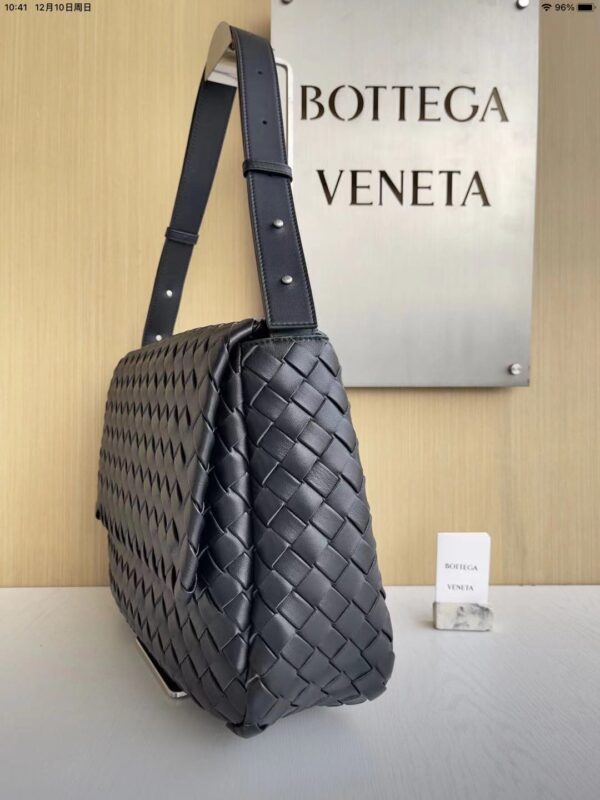 ⁦Bottega Veneta⁩ - الصورة ⁦3⁩