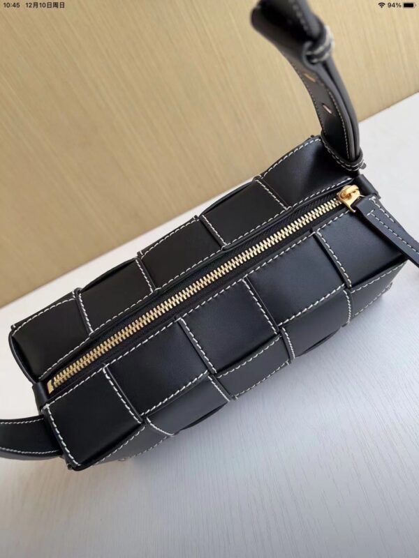 ⁦Bottega Veneta⁩ - الصورة ⁦2⁩