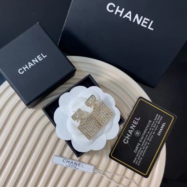 Chanel - Image 3