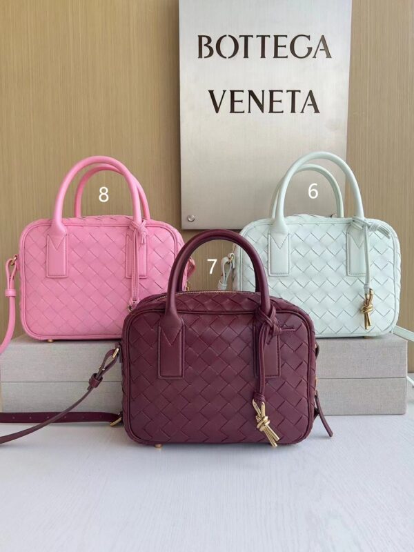 ⁦Bottega Veneta  { 8 } colors⁩ - الصورة ⁦7⁩