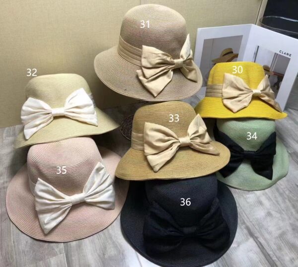 Hat 41 different colors and shapes