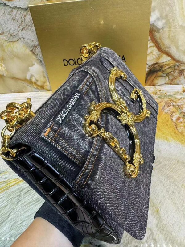 ⁦Dolce & Gabban⁩ - الصورة ⁦5⁩