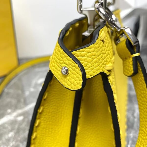 ⁦Fendi Peekaboo⁩ - الصورة ⁦5⁩