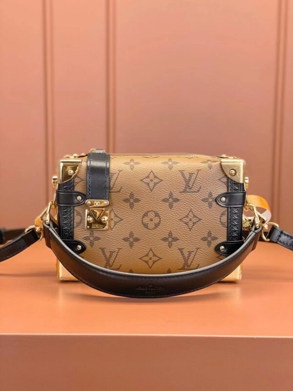 LV SIDE TRUNK MiNi