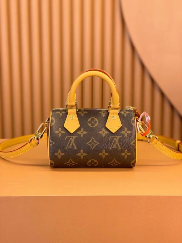 ⁦LV Nano Speedy handbag⁩ - الصورة ⁦3⁩