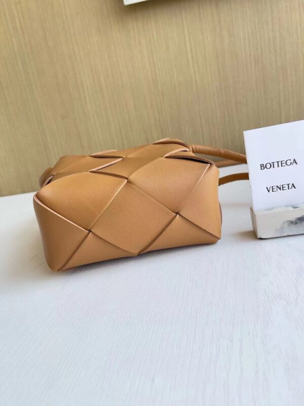 ⁦Bottega veneta 8 colors⁩ - الصورة ⁦8⁩