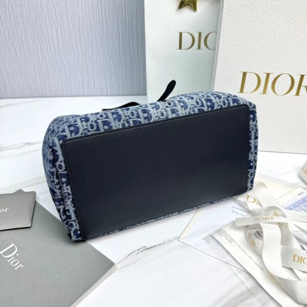 ⁦Dior⁩ - الصورة ⁦5⁩