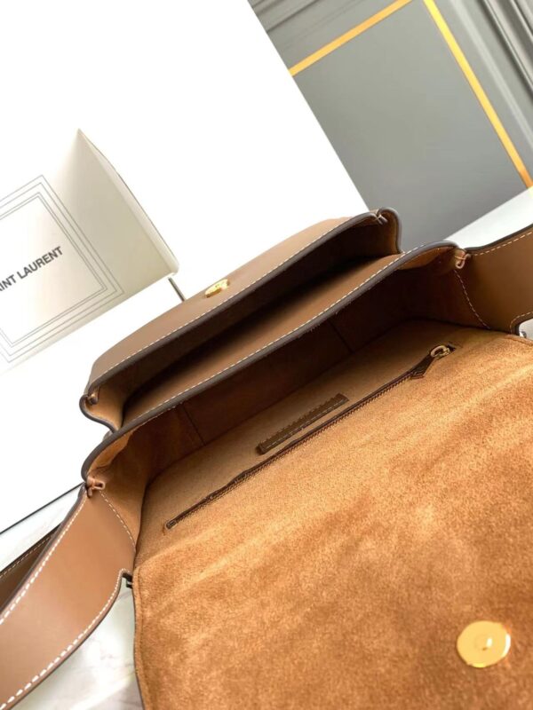 ⁦Nikki leather crossbody bag⁩ - الصورة ⁦8⁩