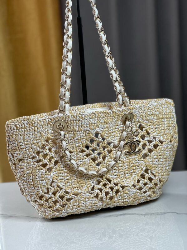 ⁦Small Apricot Hollow Woven Beach Bag 2 colors⁩ - الصورة ⁦4⁩