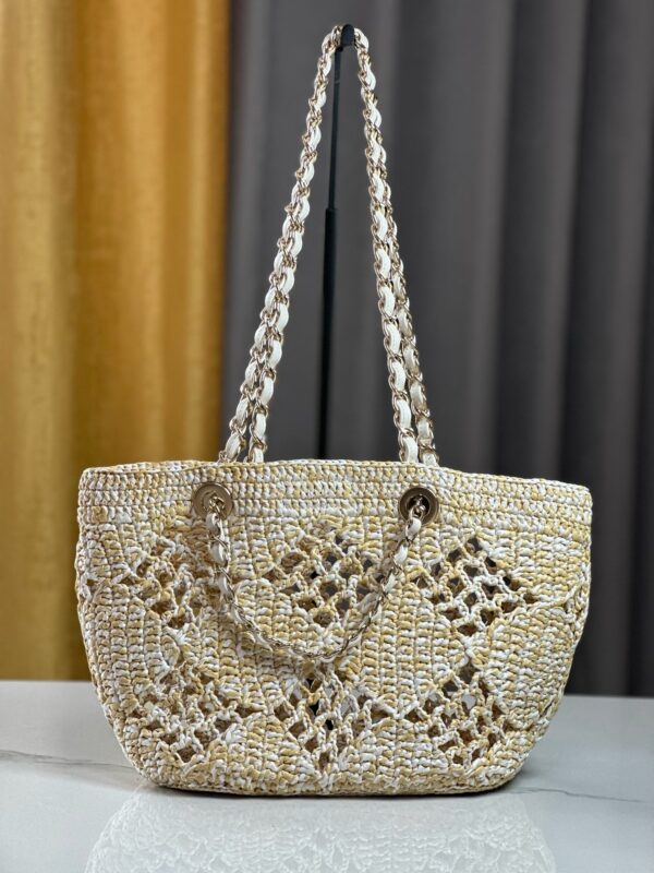 ⁦Small Apricot Hollow Woven Beach Bag 2 colors⁩ - الصورة ⁦6⁩