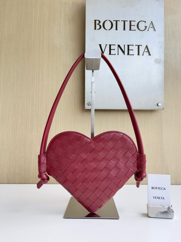 Bottega Veneta