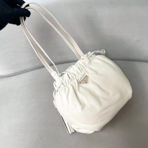 ⁦SoftGrain Big Lucky Bag Cloud Bag prada 4 colors⁩ - الصورة ⁦2⁩