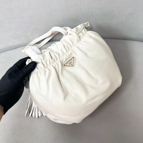 ⁦SoftGrain Big Lucky Bag Cloud Bag prada 4 colors⁩ - الصورة ⁦3⁩