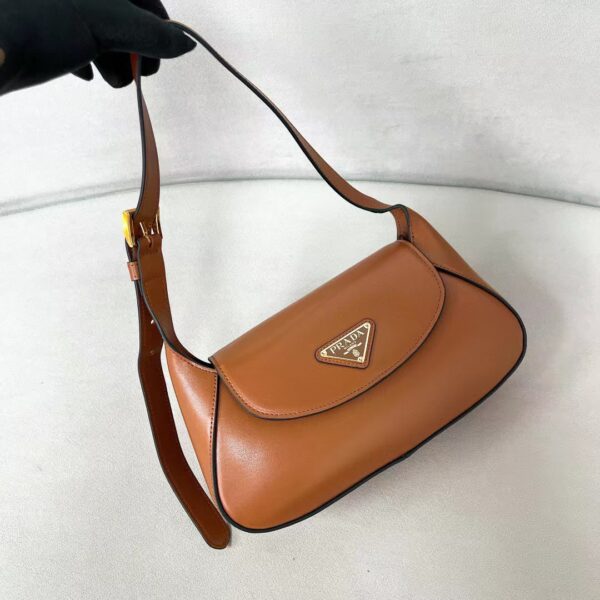 ⁦Made of elegant and noble calf leather 4 colors⁩ - الصورة ⁦8⁩