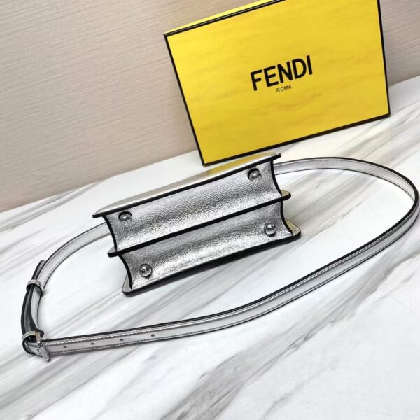 ⁦FENDI Peekaboo⁩ - الصورة ⁦4⁩