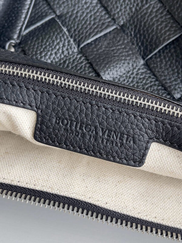 ⁦BOTTEGA VENETA Cabin Duffle⁩ - الصورة ⁦7⁩