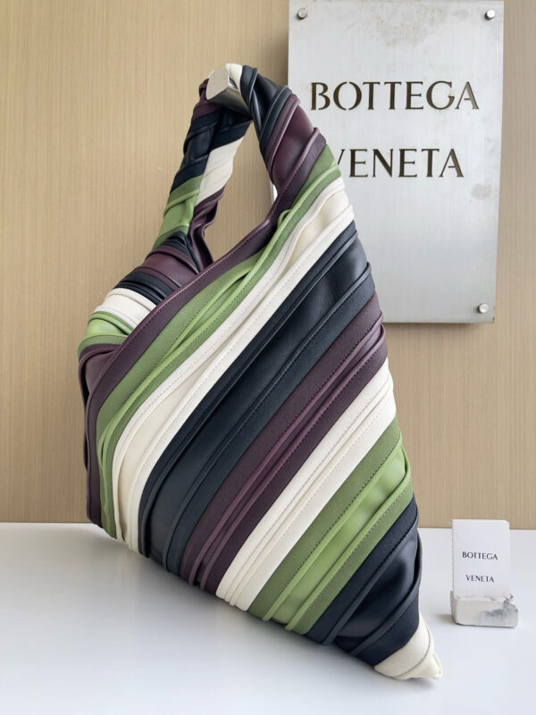 ⁦Bottega Veneta Big Hop⁩ - الصورة ⁦2⁩