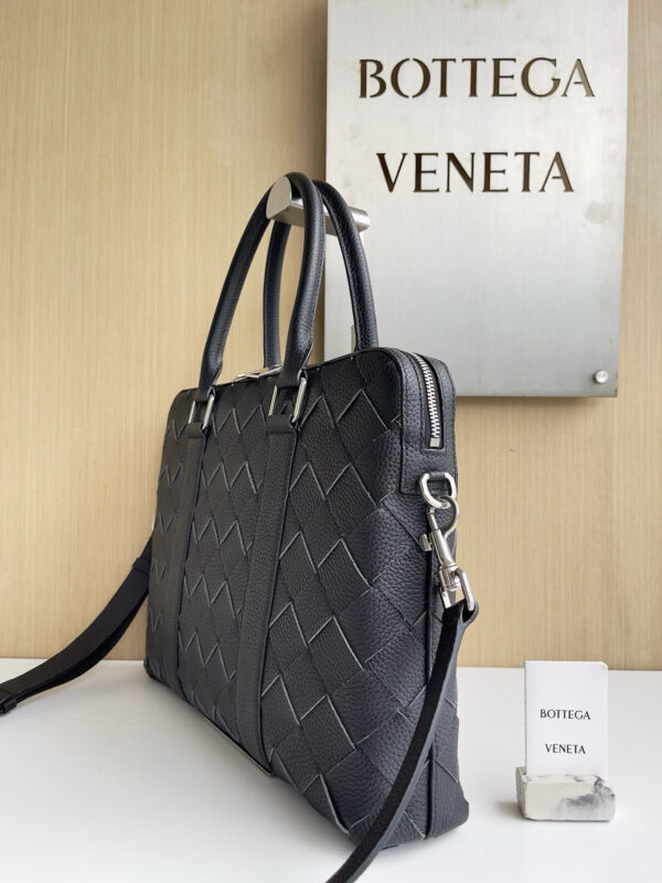 ⁦Bottega Veneta⁩ - الصورة ⁦2⁩