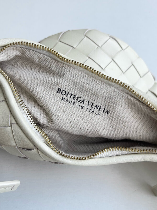 ⁦BOTTEGA VENETA GEMELLI MESSENGER⁩ - الصورة ⁦7⁩