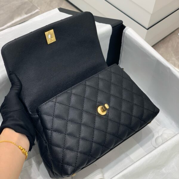 ⁦Chanel   𝗖𝗼𝗖𝗼 𝗛𝗮𝗻𝗱𝗹𝗲 𝗕𝗮𝗴⁩ - الصورة ⁦4⁩