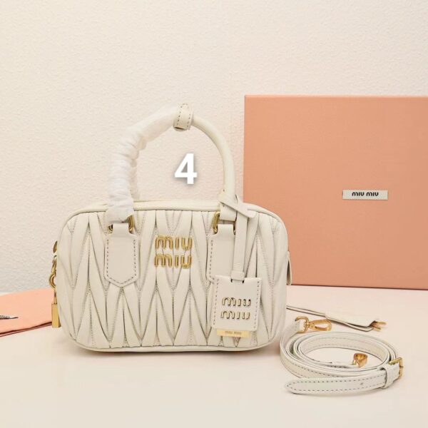 ⁦👜 Miumiu cute Pauline 5 colors⁩ - الصورة ⁦3⁩