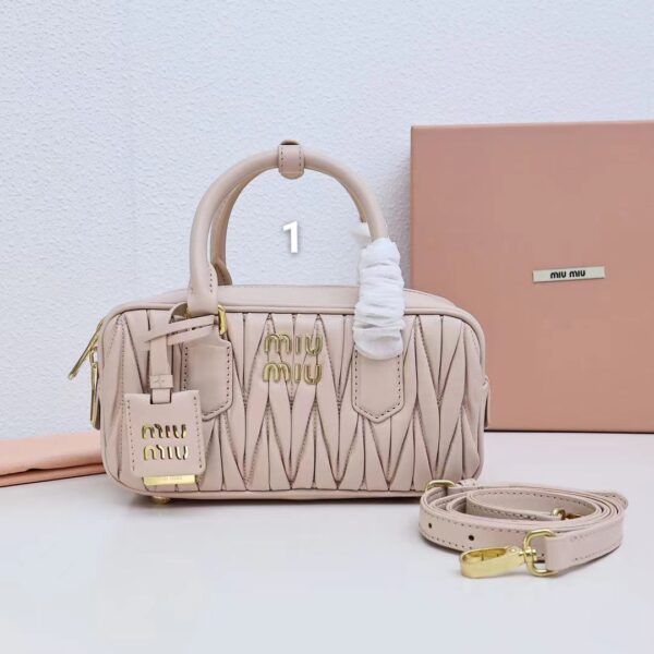 ⁦👜 Miumiu cute Pauline 5 colors⁩ - الصورة ⁦2⁩