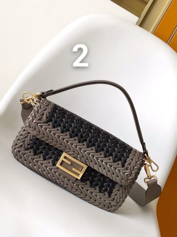 ⁦Fendi Baguette 6 colors⁩ - الصورة ⁦2⁩