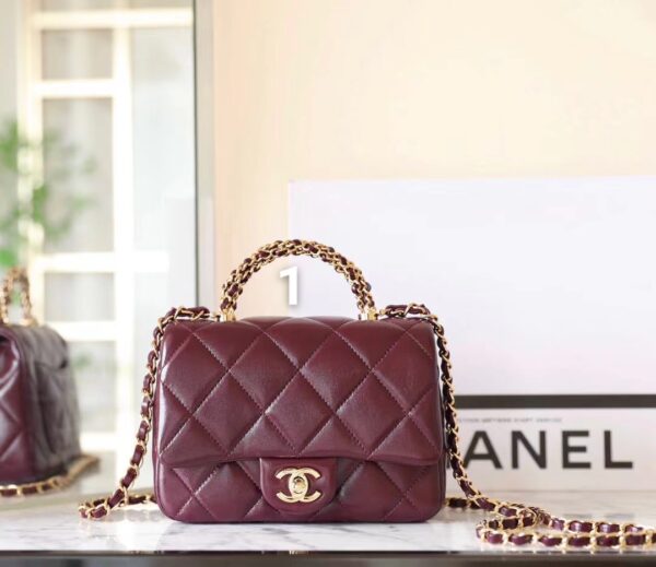 Chanel 2 colors