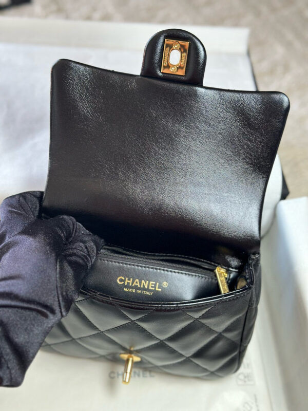 ⁦Chanel 2 colors⁩ - الصورة ⁦17⁩