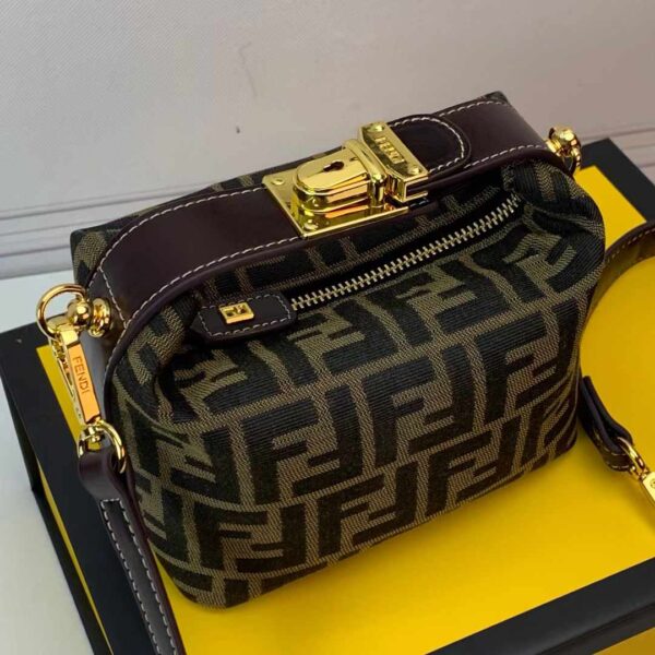 ⁦FENDI⁩ - الصورة ⁦4⁩