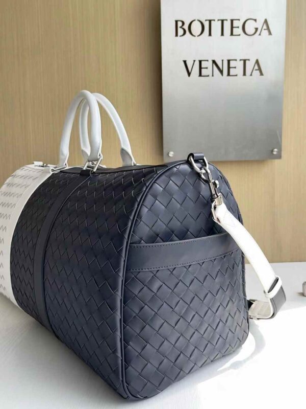 ⁦Bottega Veneta Woven Travel Bag 2 colors⁩ - الصورة ⁦18⁩