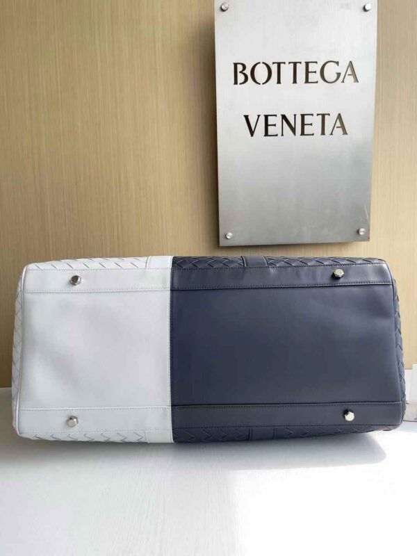 ⁦Bottega Veneta Woven Travel Bag 2 colors⁩ - الصورة ⁦13⁩