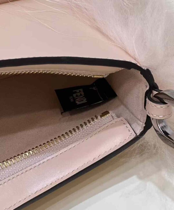 ⁦🫰Fendi Olock bag 4 colors new⁩ - الصورة ⁦6⁩